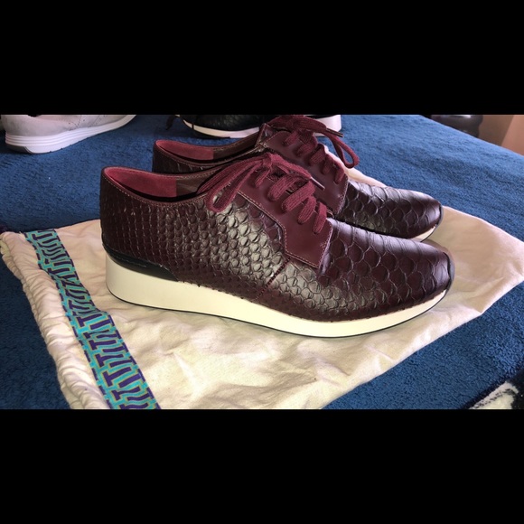 Vince Sneakers - Picture 2 of 6